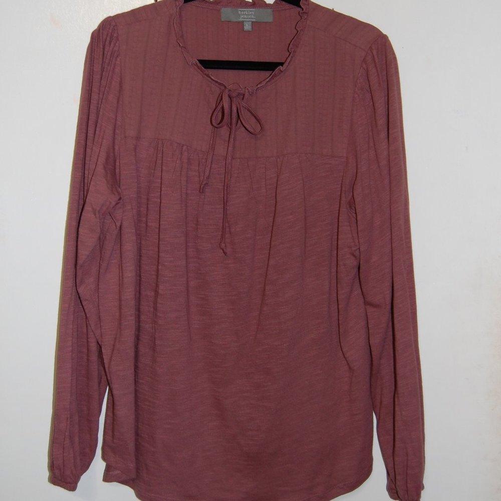 Tie neck, smocked top